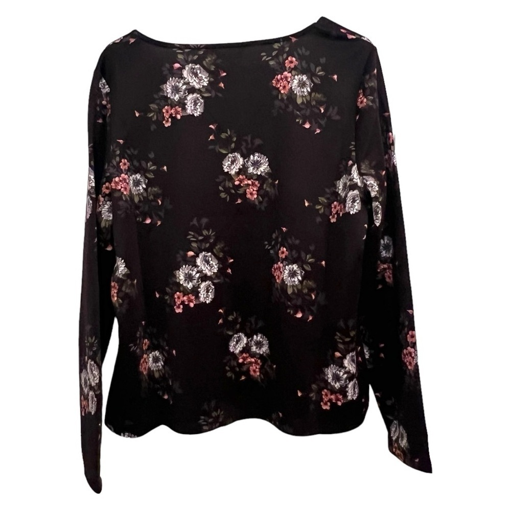 Violets & Roses Women's Square Neck Long Sleeve Floral Top Black Size XL NWT - Picture 2 of 10